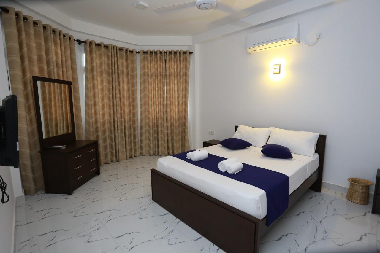 Ocean Glory Hotel Ettukala Extérieur photo