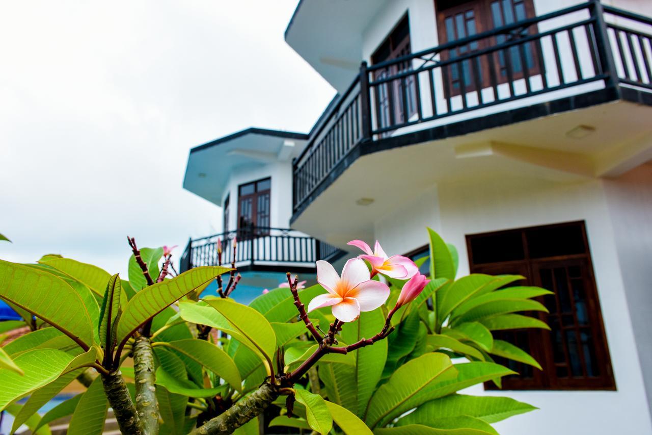 Ocean Glory Hotel Ettukala Extérieur photo