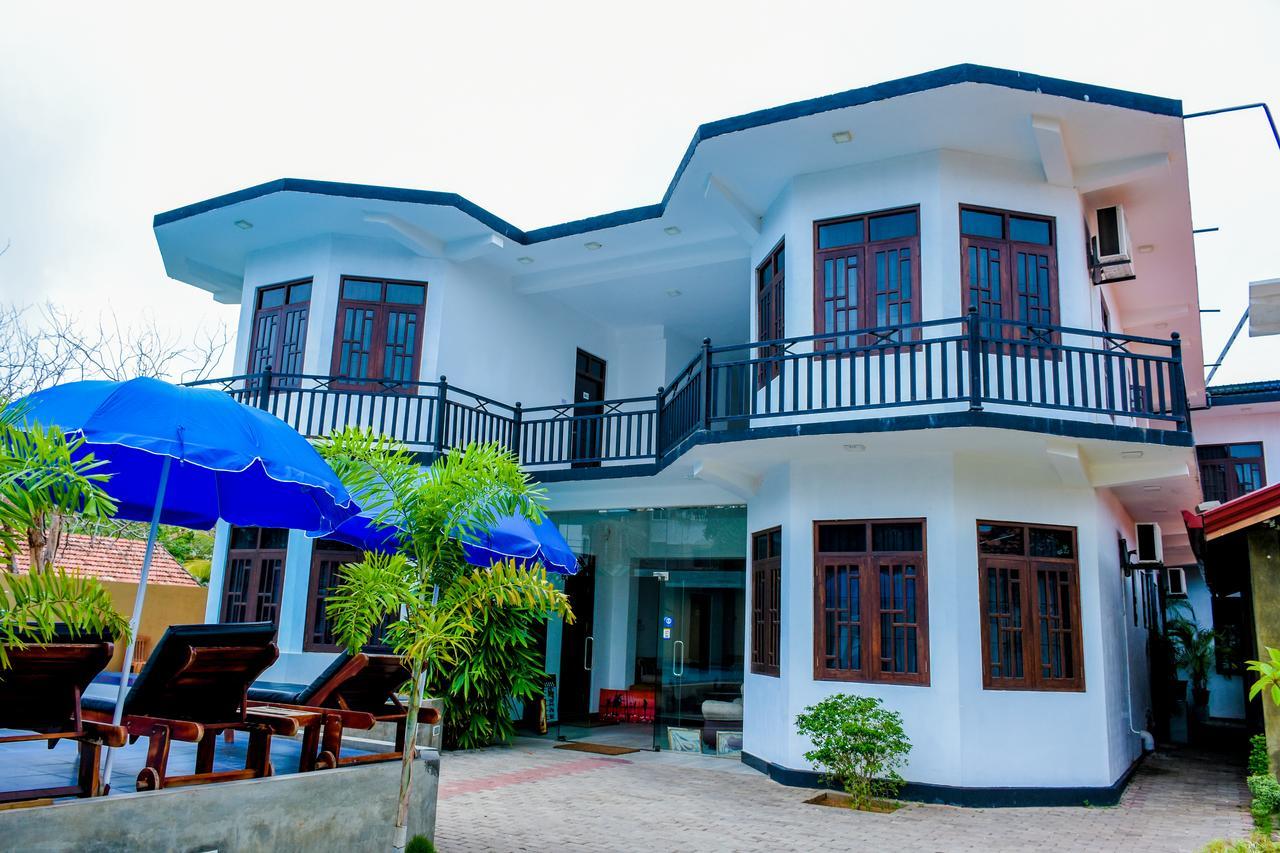 Ocean Glory Hotel Ettukala Extérieur photo