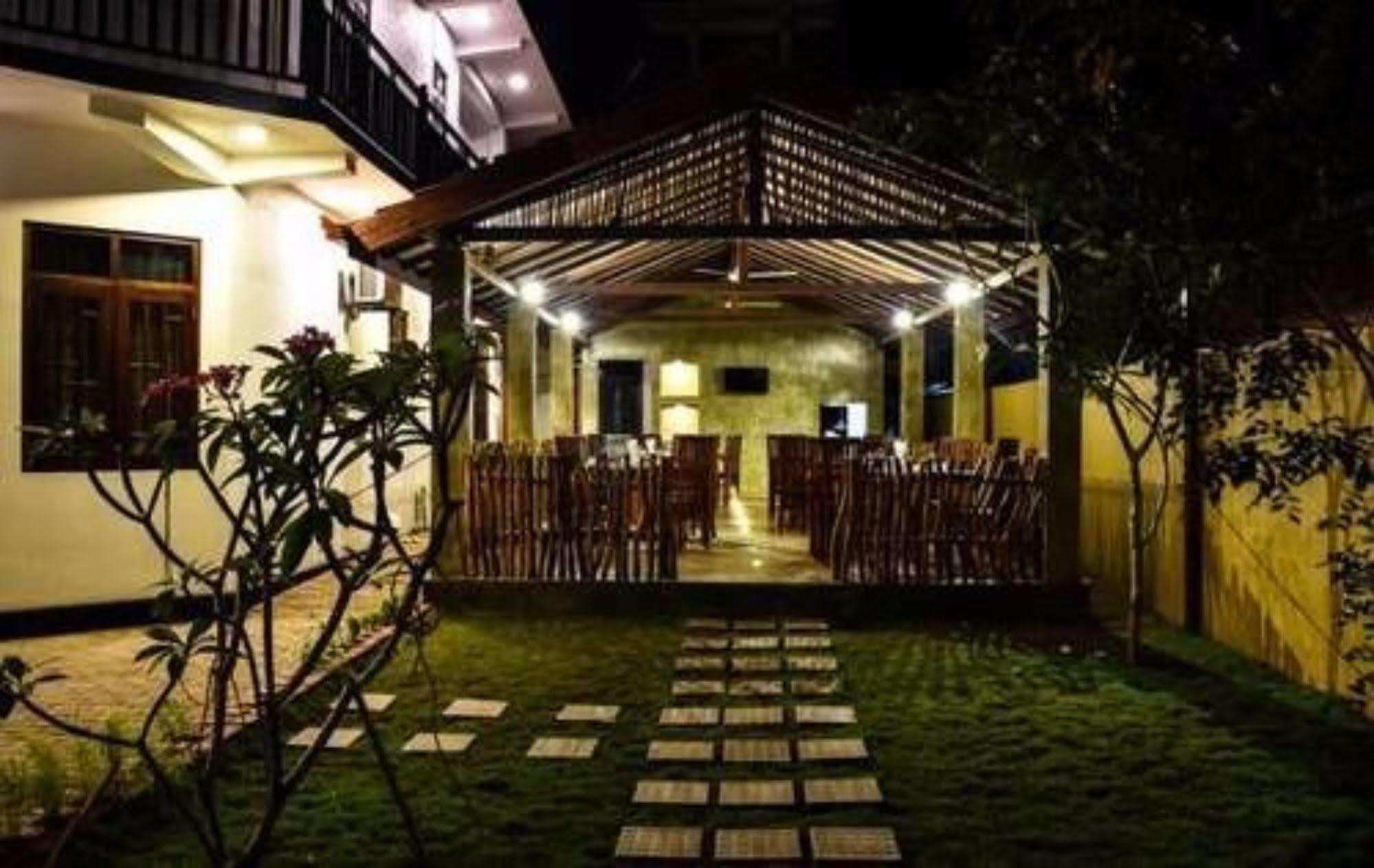 Ocean Glory Hotel Ettukala Extérieur photo
