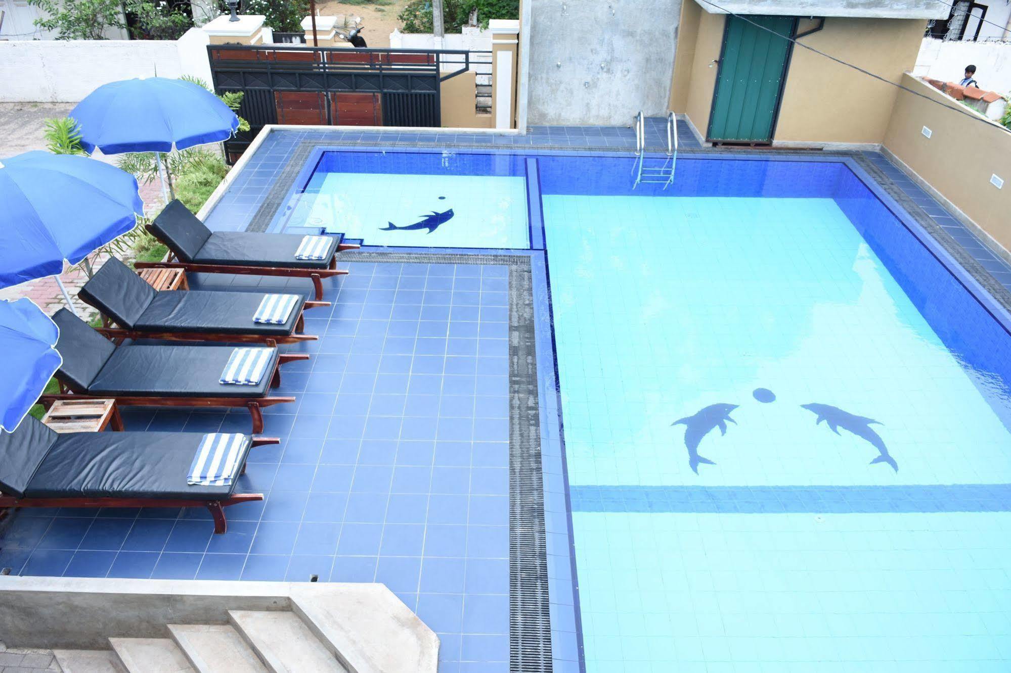 Ocean Glory Hotel Ettukala Extérieur photo